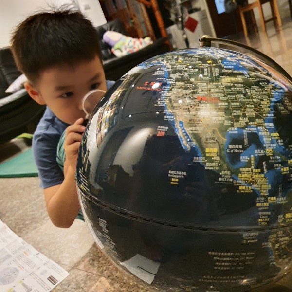 讓地球儀-帶孩子認識全世界